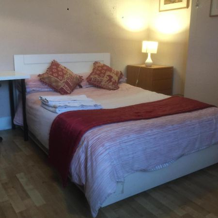 Dach Apartments - Cozy 3 Bed Apartment In Hendon Edgware ภายนอก รูปภาพ