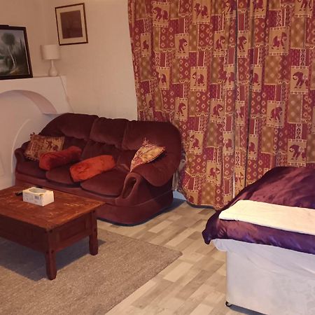 Dach Apartments - Cozy 3 Bed Apartment In Hendon Edgware ห้อง รูปภาพ
