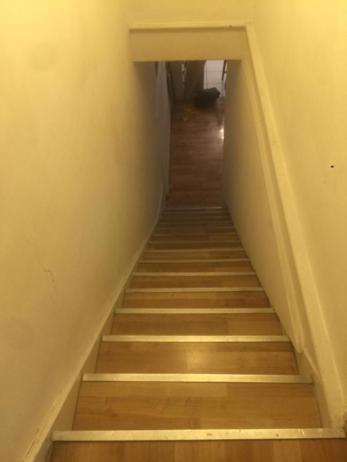 Dach Apartments - Cozy 3 Bed Apartment In Hendon Edgware ภายนอก รูปภาพ