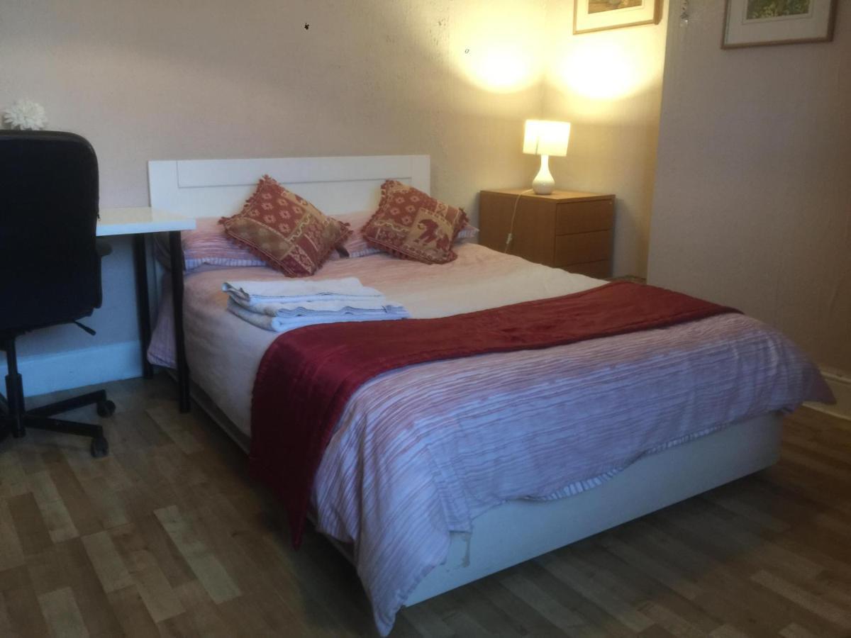 Dach Apartments - Cozy 3 Bed Apartment In Hendon Edgware ภายนอก รูปภาพ